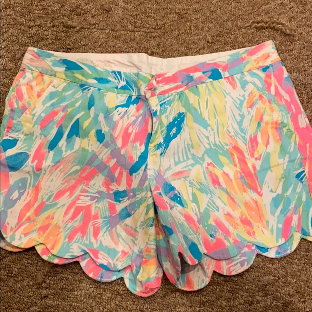 Lilly Pulitzer buttercup shorts! 5” inseam